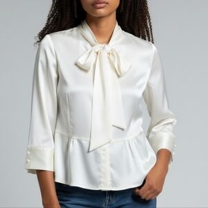 Vintage Queen May Satiny Tie Bow Button up Peplum Hem Top Bell Sleeves sz S
